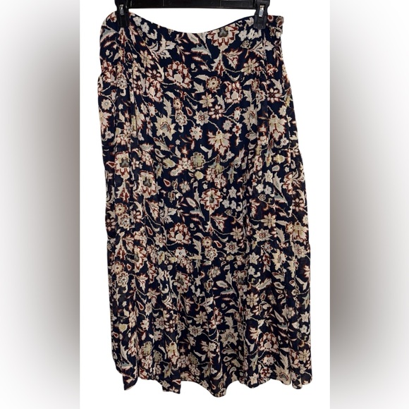 Lauren Ralph Lauren Dresses & Skirts - Lauren Ralph Lauren Floral Print Navy Tiered Skirt 16